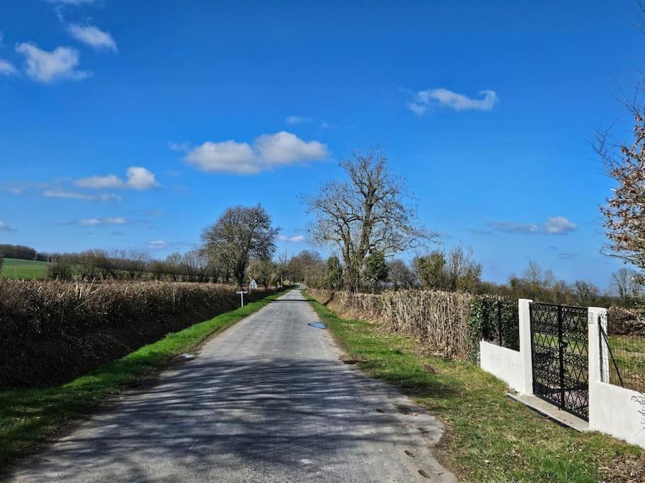O' Coin Du Beaufol Lassigny Exterior foto